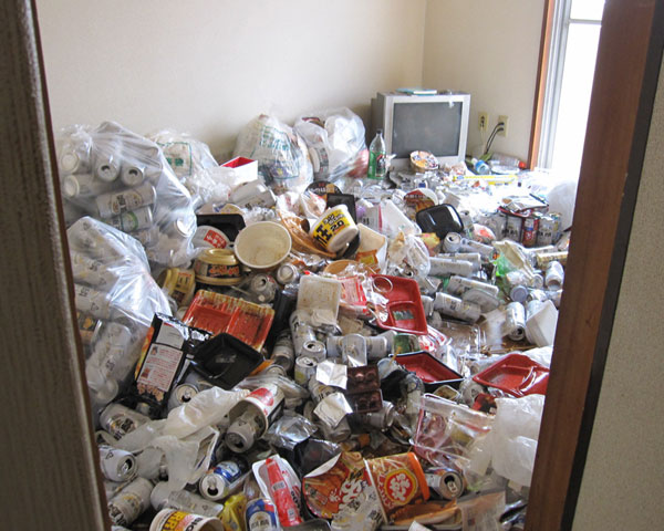ゴミ屋敷　片付け