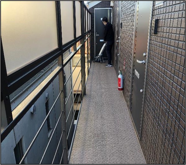 マンション共用部清掃