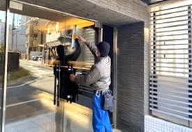 ガラス清掃画像