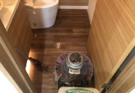 トイレ清掃　日常清掃